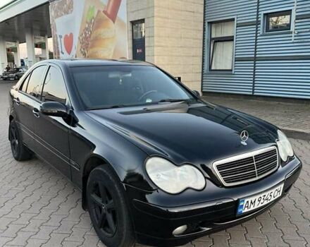 Мерседес Ц-Клас 2002 у Житомирі на Automoto.ua Чорний Мерседес Ц-Клас, об'ємом двигуна 1.8 л та пробігом 439 тис. км за 5200 $, фото 1 на Automoto.ua