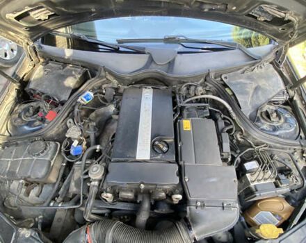 Мерседес Ц-Клас 2002 у Львові на Automoto.ua Чорний Мерседес Ц-Клас, об'ємом двигуна 1.8 л та пробігом 360 тис. км за 3900 $, фото 12 на Automoto.ua