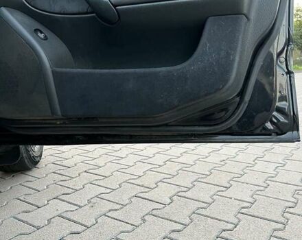 Мерседес Ц-Клас 2002 у Житомирі на Automoto.ua Чорний Мерседес Ц-Клас, об'ємом двигуна 1.8 л та пробігом 439 тис. км за 5200 $, фото 13 на Automoto.ua