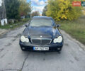 Мерседес Ц-Клас 2003 у Брусилове на Automoto.ua Чорний Мерседес Ц-Клас, об'ємом двигуна 1.8 л та пробігом 250 тис. км за 4000 $, фото 1 на Automoto.ua