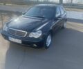 Чорний Мерседес Ц-Клас, об'ємом двигуна 2.1 л та пробігом 505 тис. км за 4300 $, фото 1 на Automoto.ua