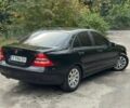 Черный Мерседес Ц-Класс, объемом двигателя 1.8 л и пробегом 350 тыс. км за 3400 $, фото 6 на Automoto.ua