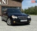 Черный Мерседес Ц-Класс, объемом двигателя 1.8 л и пробегом 280 тыс. км за 4550 $, фото 4 на Automoto.ua