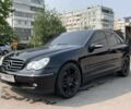 Черный Мерседес Ц-Класс, объемом двигателя 1.8 л и пробегом 200 тыс. км за 4800 $, фото 1 на Automoto.ua