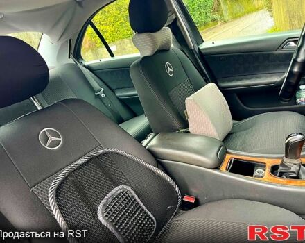 Чорний Мерседес Ц-Клас, об'ємом двигуна 1.8 л та пробігом 287 тис. км за 4300 $, фото 9 на Automoto.ua
