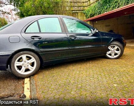 Чорний Мерседес Ц-Клас, об'ємом двигуна 1.8 л та пробігом 287 тис. км за 4300 $, фото 5 на Automoto.ua