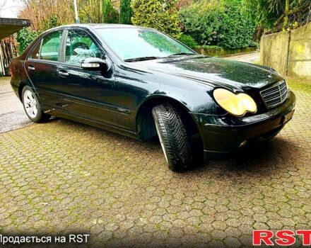 Чорний Мерседес Ц-Клас, об'ємом двигуна 1.8 л та пробігом 287 тис. км за 4300 $, фото 1 на Automoto.ua