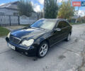 Мерседес Ц-Клас 2003 у Брусилове на Automoto.ua Чорний Мерседес Ц-Клас, об'ємом двигуна 1.8 л та пробігом 250 тис. км за 4000 $, фото 1 на Automoto.ua