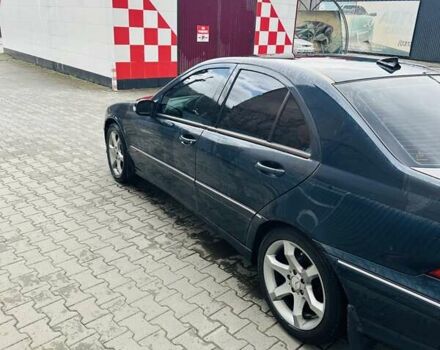 Мерседес Ц-Клас 2004 у Рахове на Automoto.ua Чорний Мерседес Ц-Клас, об'ємом двигуна 1.8 л та пробігом 320 тис. км за 5000 $, фото 7 на Automoto.ua