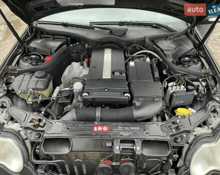 Чорний Мерседес Ц-Клас, об'ємом двигуна 1.8 л та пробігом 353 тис. км за 5999 $, фото 25 на Automoto.ua