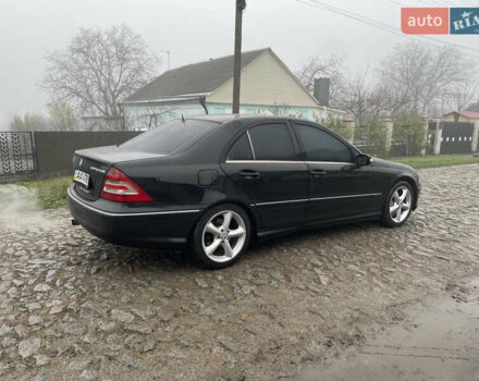 Чорний Мерседес Ц-Клас, об'ємом двигуна 1.8 л та пробігом 353 тис. км за 5999 $, фото 3 на Automoto.ua