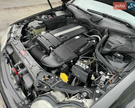 Чорний Мерседес Ц-Клас, об'ємом двигуна 1.8 л та пробігом 353 тис. км за 5999 $, фото 27 на Automoto.ua