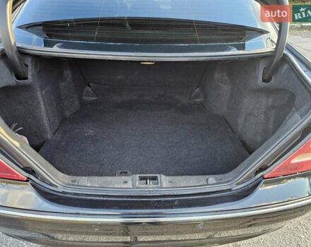 Черный Мерседес Ц-Класс, объемом двигателя 1.8 л и пробегом 338 тыс. км за 4500 $, фото 51 на Automoto.ua