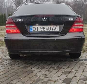 Чорний Мерседес Ц-Клас, об'ємом двигуна 2.2 л та пробігом 269 тис. км за 5850 $, фото 3 на Automoto.ua