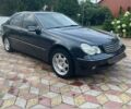 Чорний Мерседес Ц-Клас, об'ємом двигуна 2.2 л та пробігом 320 тис. км за 5300 $, фото 1 на Automoto.ua