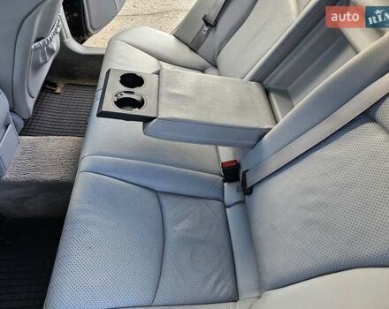 Черный Мерседес Ц-Класс, объемом двигателя 1.8 л и пробегом 338 тыс. км за 4500 $, фото 36 на Automoto.ua