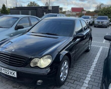 Чорний Мерседес Ц-Клас, об'ємом двигуна 1.8 л та пробігом 230 тис. км за 5900 $, фото 1 на Automoto.ua