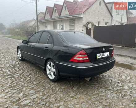 Чорний Мерседес Ц-Клас, об'ємом двигуна 1.8 л та пробігом 353 тис. км за 5999 $, фото 5 на Automoto.ua