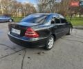 Черный Мерседес Ц-Класс, объемом двигателя 1.8 л и пробегом 338 тыс. км за 4500 $, фото 12 на Automoto.ua