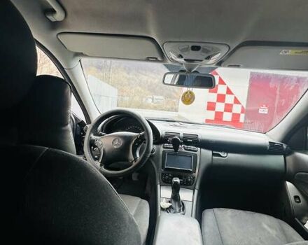 Мерседес Ц-Клас 2004 у Рахове на Automoto.ua Чорний Мерседес Ц-Клас, об'ємом двигуна 1.8 л та пробігом 320 тис. км за 5000 $, фото 10 на Automoto.ua