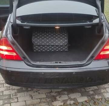 Чорний Мерседес Ц-Клас, об'ємом двигуна 2.2 л та пробігом 269 тис. км за 5850 $, фото 18 на Automoto.ua