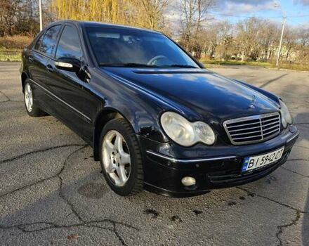 Черный Мерседес Ц-Класс, объемом двигателя 1.8 л и пробегом 338 тыс. км за 4500 $, фото 9 на Automoto.ua