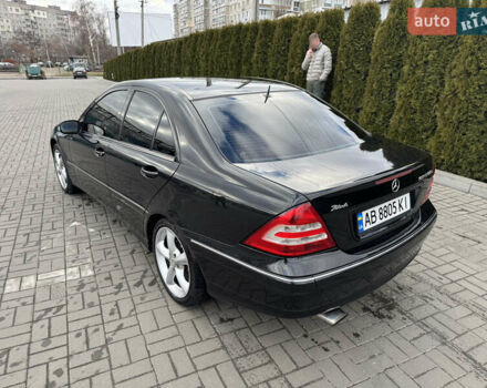 Черный Мерседес Ц-Класс, объемом двигателя 1.8 л и пробегом 270 тыс. км за 6800 $, фото 9 на Automoto.ua