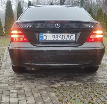 Чорний Мерседес Ц-Клас, об'ємом двигуна 2.2 л та пробігом 269 тис. км за 5850 $, фото 6 на Automoto.ua
