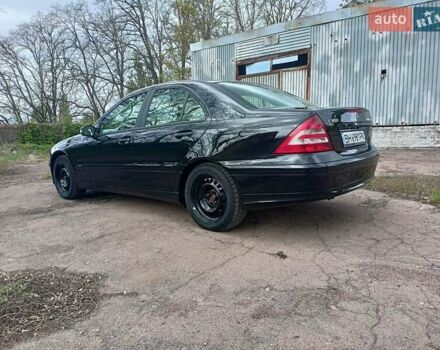 Черный Мерседес Ц-Класс, объемом двигателя 1.8 л и пробегом 288 тыс. км за 5000 $, фото 30 на Automoto.ua