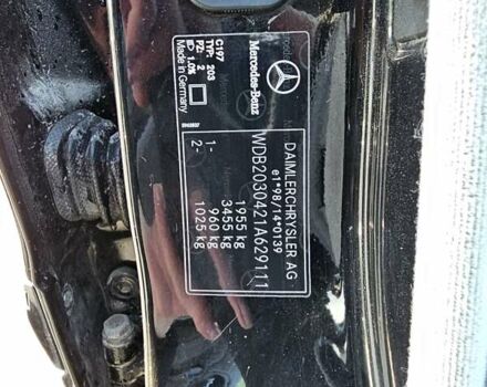 Черный Мерседес Ц-Класс, объемом двигателя 1.8 л и пробегом 338 тыс. км за 4500 $, фото 50 на Automoto.ua