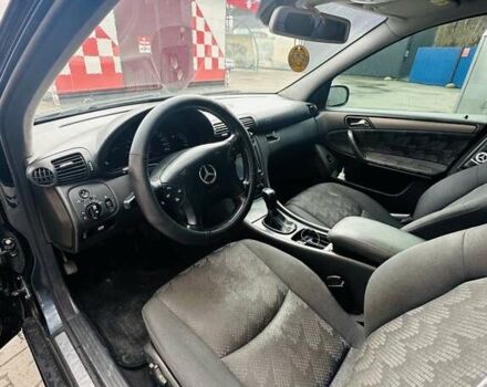 Мерседес Ц-Клас 2004 у Рахове на Automoto.ua Чорний Мерседес Ц-Клас, об'ємом двигуна 1.8 л та пробігом 320 тис. км за 5000 $, фото 9 на Automoto.ua