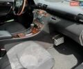 Черный Мерседес Ц-Класс, объемом двигателя 1.8 л и пробегом 249 тыс. км за 5500 $, фото 16 на Automoto.ua