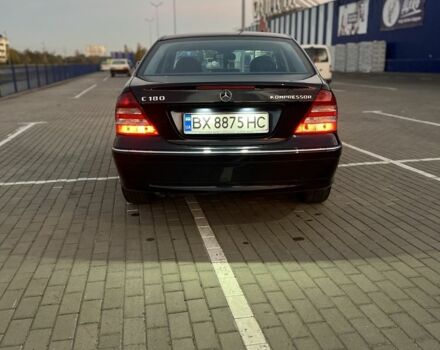 Чорний Мерседес Ц-Клас, об'ємом двигуна 1.8 л та пробігом 165 тис. км за 7500 $, фото 4 на Automoto.ua