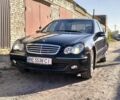 Черный Мерседес Ц-Класс, объемом двигателя 1.8 л и пробегом 200 тыс. км за 6970 $, фото 1 на Automoto.ua