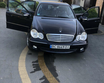 Чорний Мерседес Ц-Клас, об'ємом двигуна 1.8 л та пробігом 213 тис. км за 7600 $, фото 20 на Automoto.ua