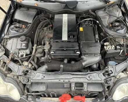 Чорний Мерседес Ц-Клас, об'ємом двигуна 1.8 л та пробігом 302 тис. км за 7800 $, фото 7 на Automoto.ua