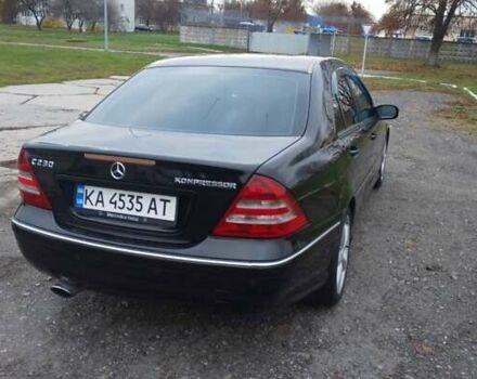 Черный Мерседес Ц-Класс, объемом двигателя 1.8 л и пробегом 390 тыс. км за 4700 $, фото 9 на Automoto.ua
