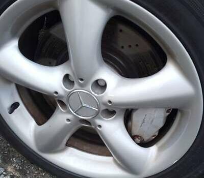 Черный Мерседес Ц-Класс, объемом двигателя 1.8 л и пробегом 390 тыс. км за 4700 $, фото 6 на Automoto.ua