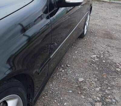 Черный Мерседес Ц-Класс, объемом двигателя 1.8 л и пробегом 390 тыс. км за 4700 $, фото 3 на Automoto.ua