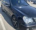 Черный Мерседес Ц-Класс, объемом двигателя 1.8 л и пробегом 277 тыс. км за 6500 $, фото 7 на Automoto.ua