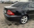 Чорний Мерседес Ц-Клас, об'ємом двигуна 3 л та пробігом 303 тис. км за 8200 $, фото 12 на Automoto.ua