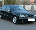 Чорний Мерседес Ц-Клас, об'ємом двигуна 1.8 л та пробігом 260 тис. км за 7400 $, фото 1 на Automoto.ua