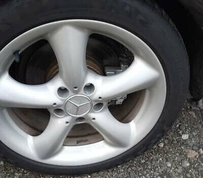 Черный Мерседес Ц-Класс, объемом двигателя 1.8 л и пробегом 390 тыс. км за 4700 $, фото 14 на Automoto.ua