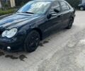 Чорний Мерседес Ц-Клас, об'ємом двигуна 1.8 л та пробігом 263 тис. км за 4700 $, фото 5 на Automoto.ua