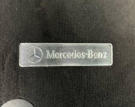 Черный Мерседес Ц-Класс, объемом двигателя 1.8 л и пробегом 381 тыс. км за 8300 $, фото 27 на Automoto.ua