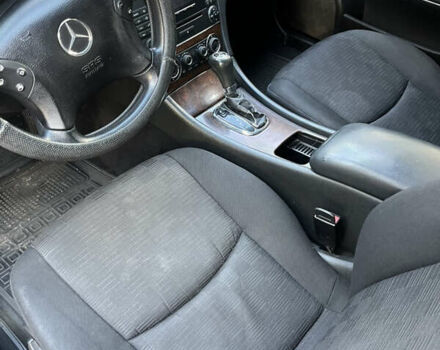 Черный Мерседес Ц-Класс, объемом двигателя 1.8 л и пробегом 220 тыс. км за 5333 $, фото 10 на Automoto.ua
