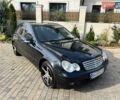 Черный Мерседес Ц-Класс, объемом двигателя 1.8 л и пробегом 225 тыс. км за 6000 $, фото 3 на Automoto.ua