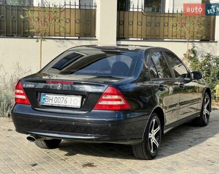 Черный Мерседес Ц-Класс, объемом двигателя 1.8 л и пробегом 225 тыс. км за 6000 $, фото 23 на Automoto.ua