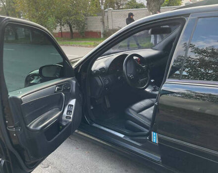 Мерседес Ц-Класс 2006 в Виннице на Automoto.ua Черный Мерседес Ц-Класс, объемом двигателя 2.5 л и пробегом 285 тыс. км за 7500 $, фото 10 на Automoto.ua