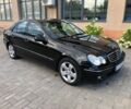Черный Мерседес Ц-Класс, объемом двигателя 1.8 л и пробегом 250 тыс. км за 4938 $, фото 1 на Automoto.ua